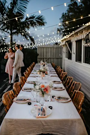 Backyard wedding ideas: table and seating