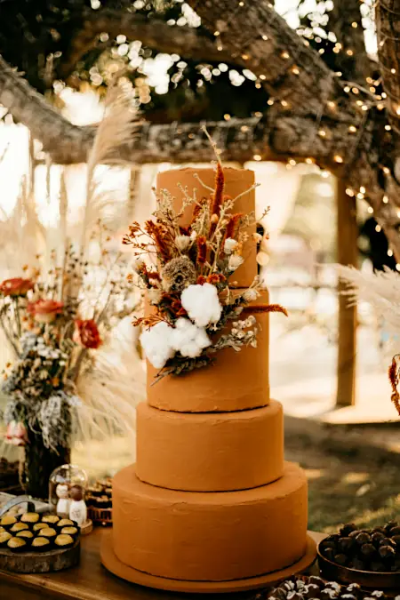 fall wedding cake