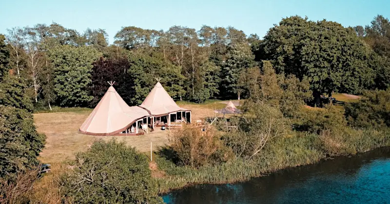 Outdoor tent wedding