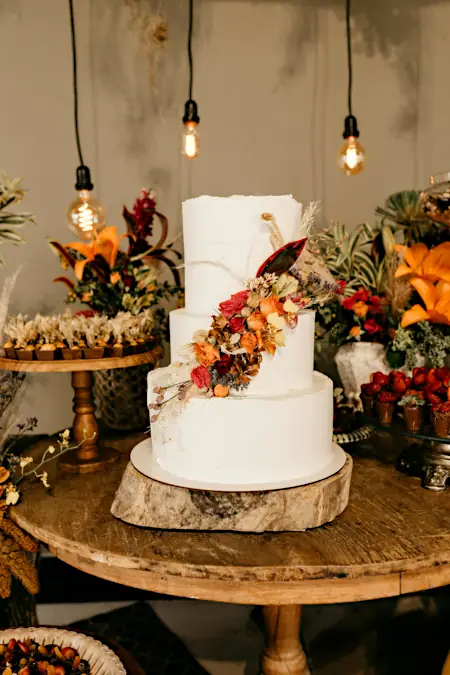 white fall wedding cake